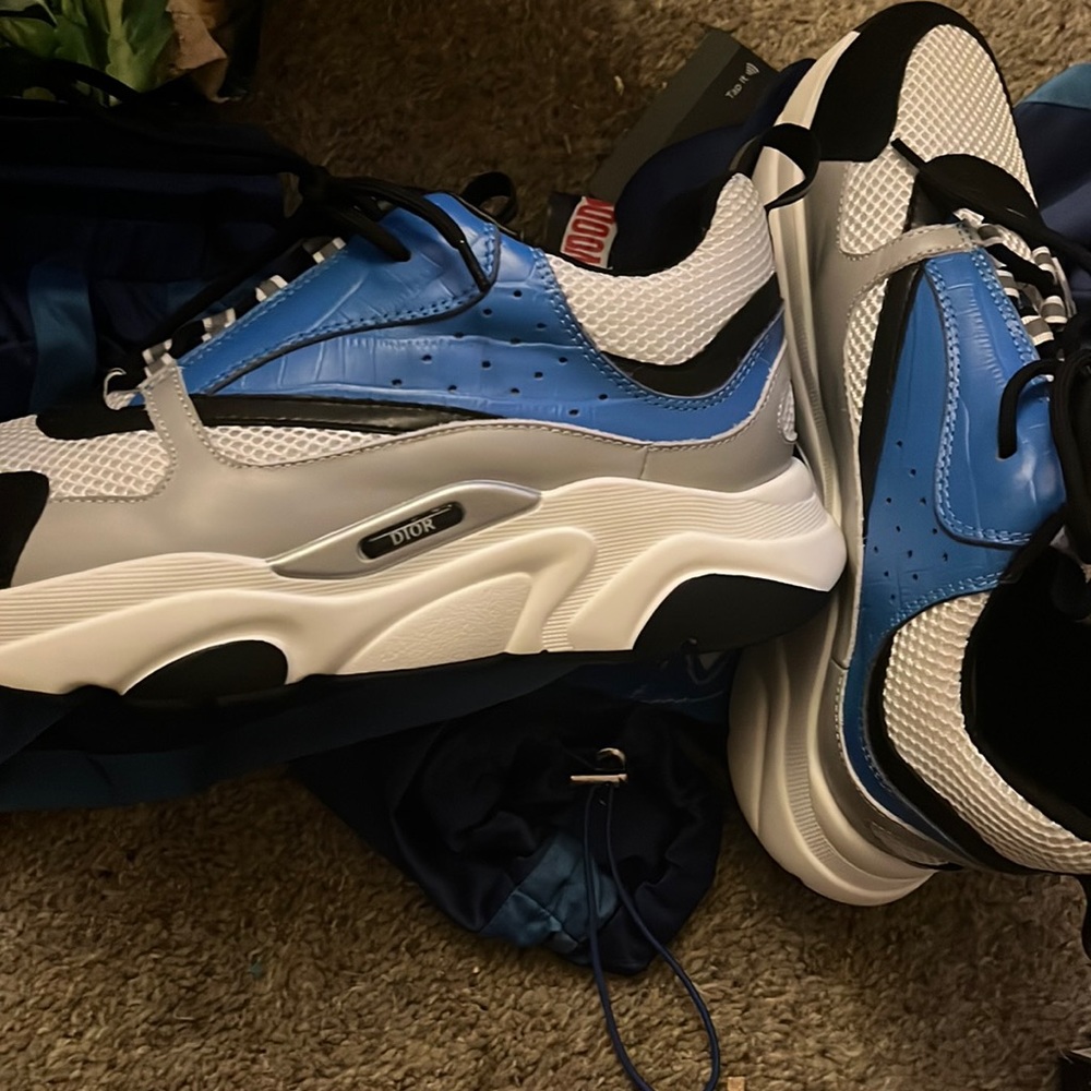 Dior B22 Sneakers
